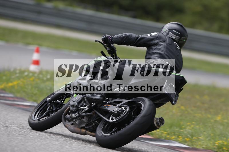 Archiv-2025/37 28.07.2025 Dunlop Ride und Test Day ADR/Einsteiger gruen/6